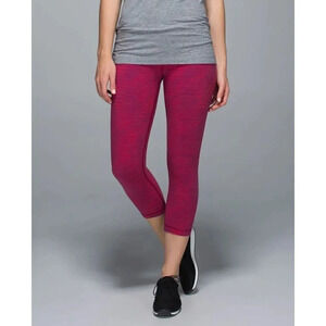 LULULEMON | WUNDER UNDER CROP II SPACE DYE  BUMBLE BERRY